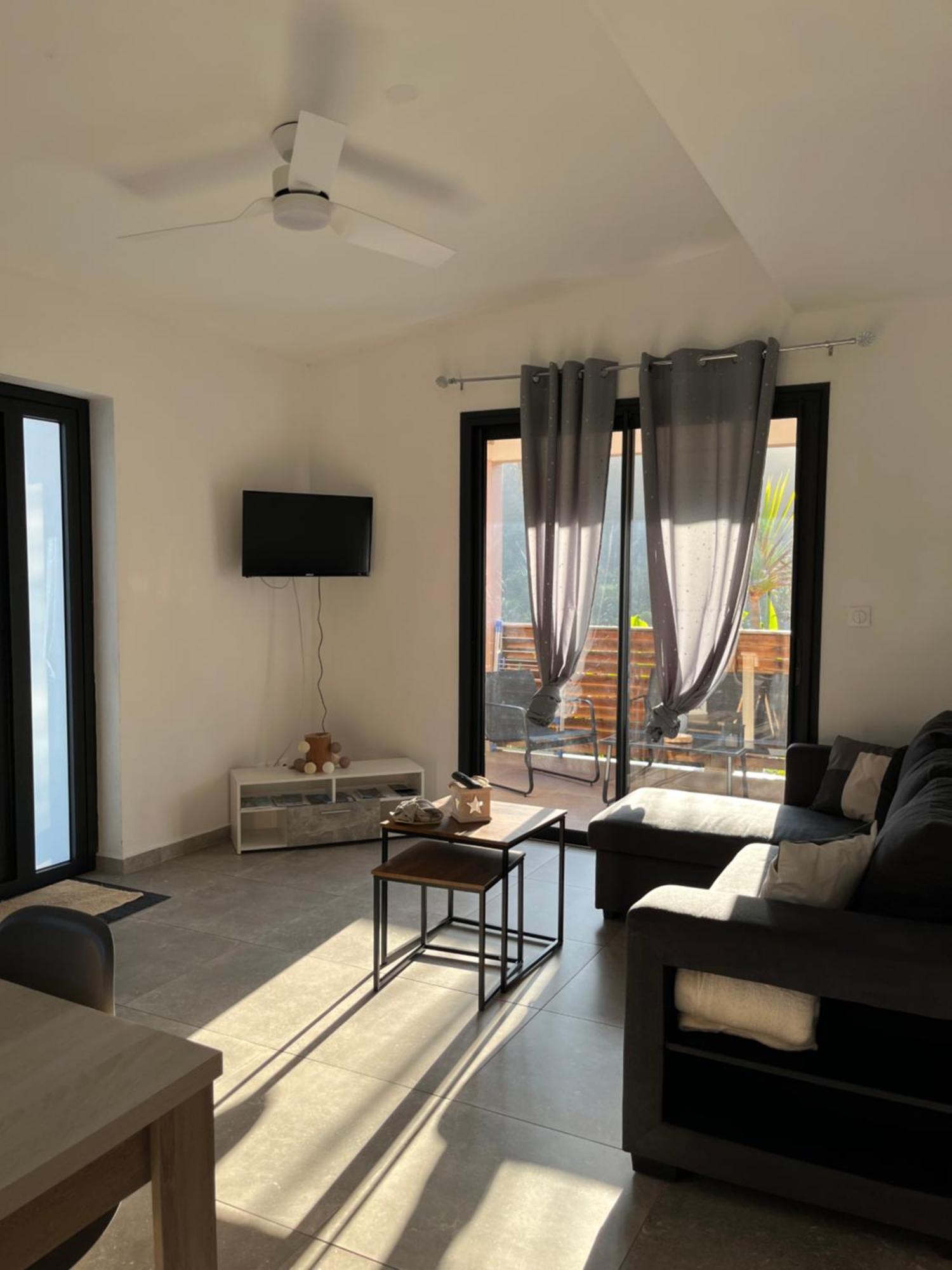 Ferienwohnung L'Etoilee La Riviere Saint-Louis Exterior foto